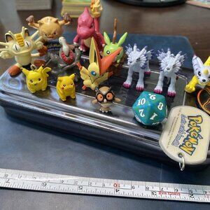 Vintage Pokémon TOMY Figure Lot (12) w/ Charizard, Pikachu + 1998 Medallion